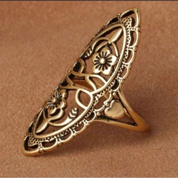 Large gold ring, NEW​​ - Picture 4 of 5